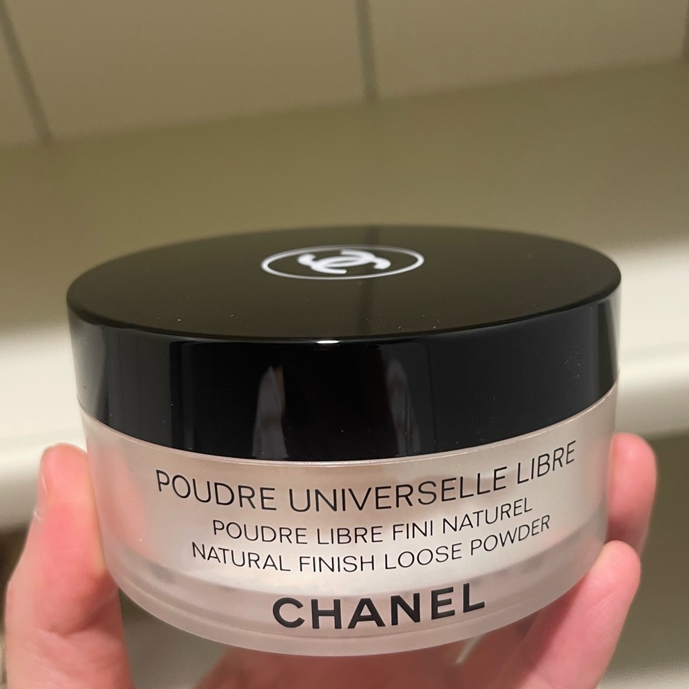 CHANEL Poudre Universelle Libre Natural Finish Loose Powder – Shade 10, 30g